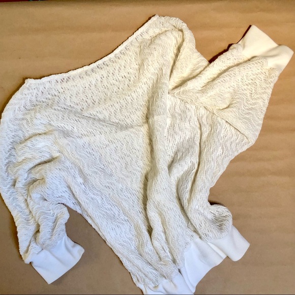 Authentic 80s Vintage Dolman-Sleeve Knit Top by Shapely Knits S/M - Picture 2 of 6